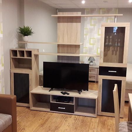 Moisa Ait Apartment Võru Buitenkant foto